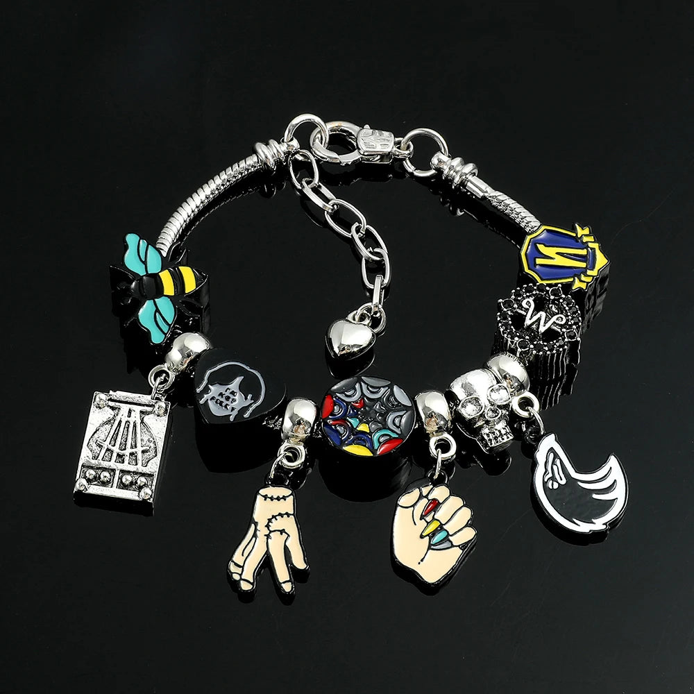 Bracciale Wednesday Addams Gotico, Ciondolo Mano, Perline Arcobaleno, Regalo Donna