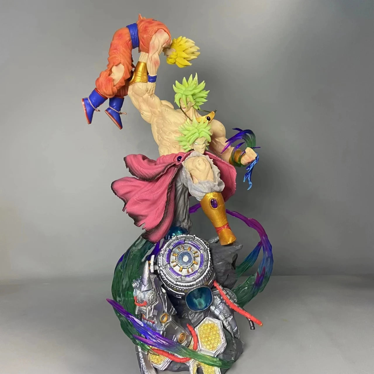 💥 Broli VS Goku 28cm | Scena di Battaglia Epica | Collezione