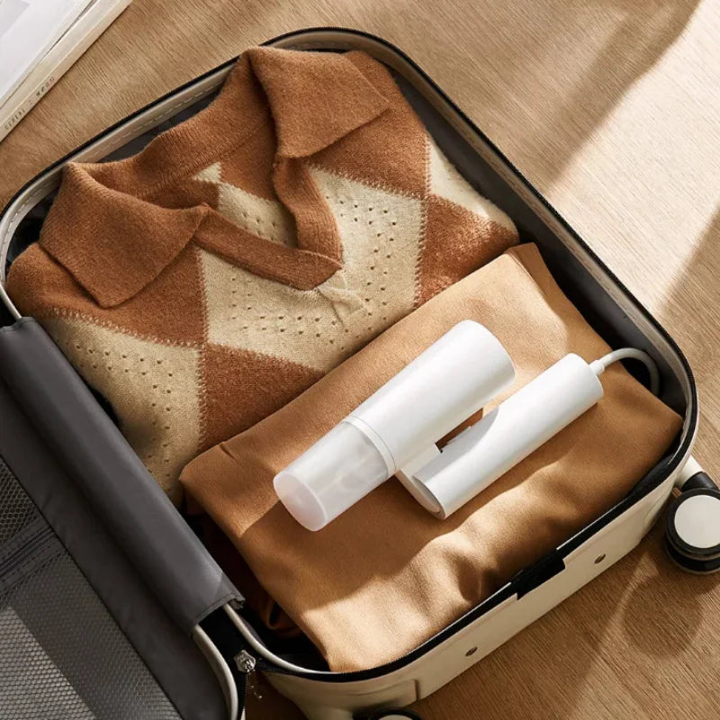 💨 Xiaomi Piroscafo Vapore Portatile - Stira Senza Stiro!
Rimuove pieghe, acari e batteri in 1 minuto. Compatto e pieghevole!