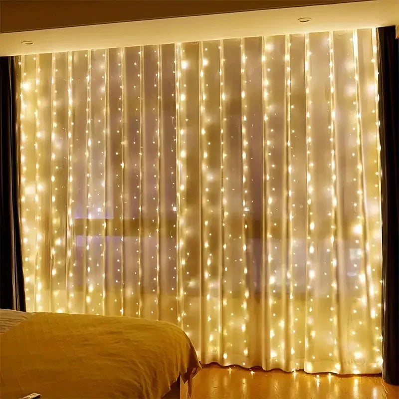 ✨ Luci a Tendina LED - 3/4/6m, Controllo Remoto, USB, per Camera e Decorazioni Natalizie!
Crea un cielo di stelle in casa! Perfectte per atmosfere magiche e romantiche. 🌟🛏️