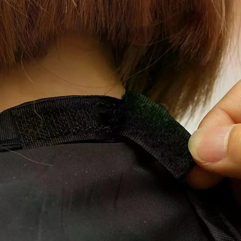 🧔 "Grembiule Anti-Catastrofe" – Per Barba e Baffi Senza Macchie!