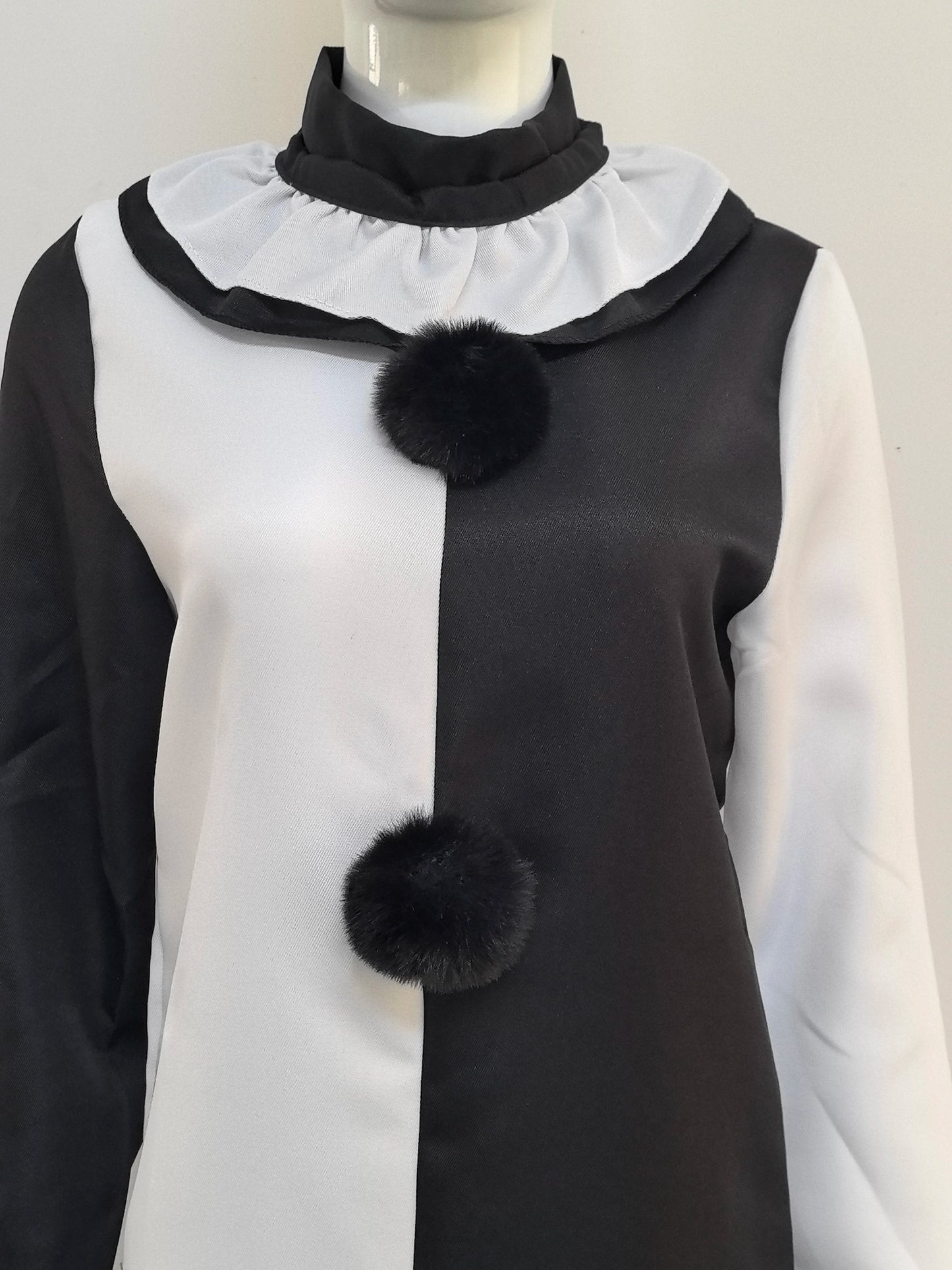 π Costume Art The Clown Terrifier 2 - Tuta Completa + Maschera, Halloween Horror πͺ
Perfetto per spaventare! Ideale per cosplay e feste a tema horror. Uomini e donne.