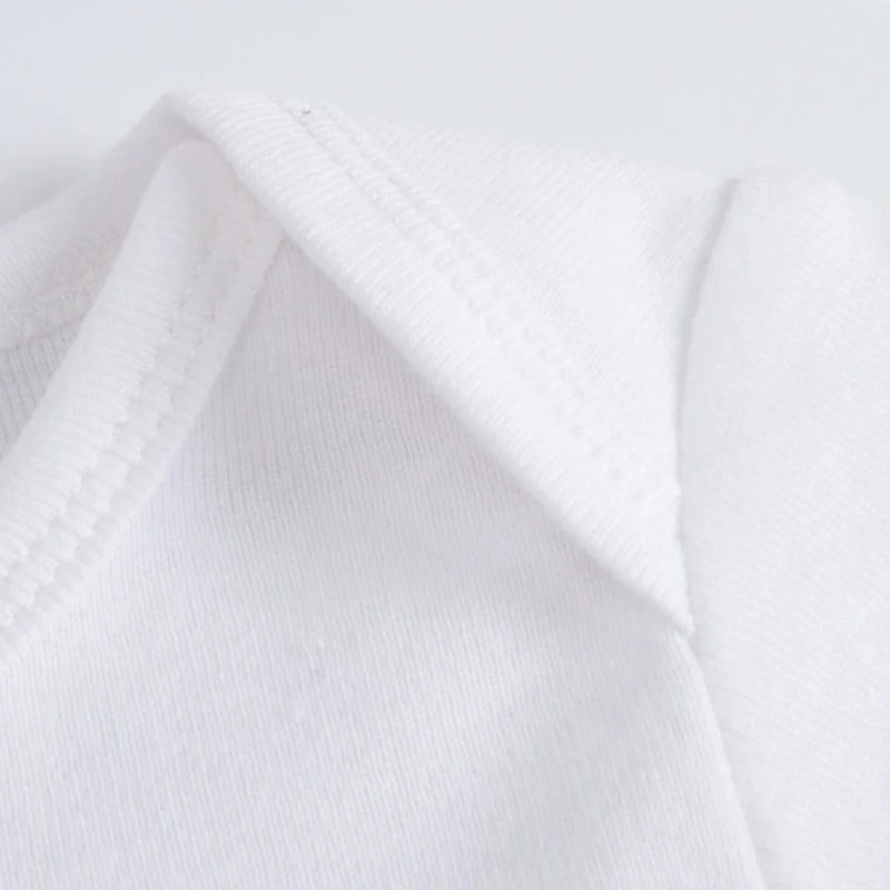 TUTINA IN COTONE "MOM+DAD=ME" - Morbida, Divertente e Piena d'Amore!