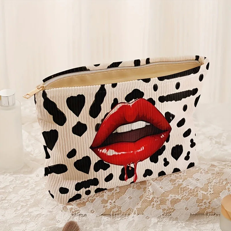 💄 Makeup Bag Leopardo & Labbra Rosse – Elegante e Spaziosa!