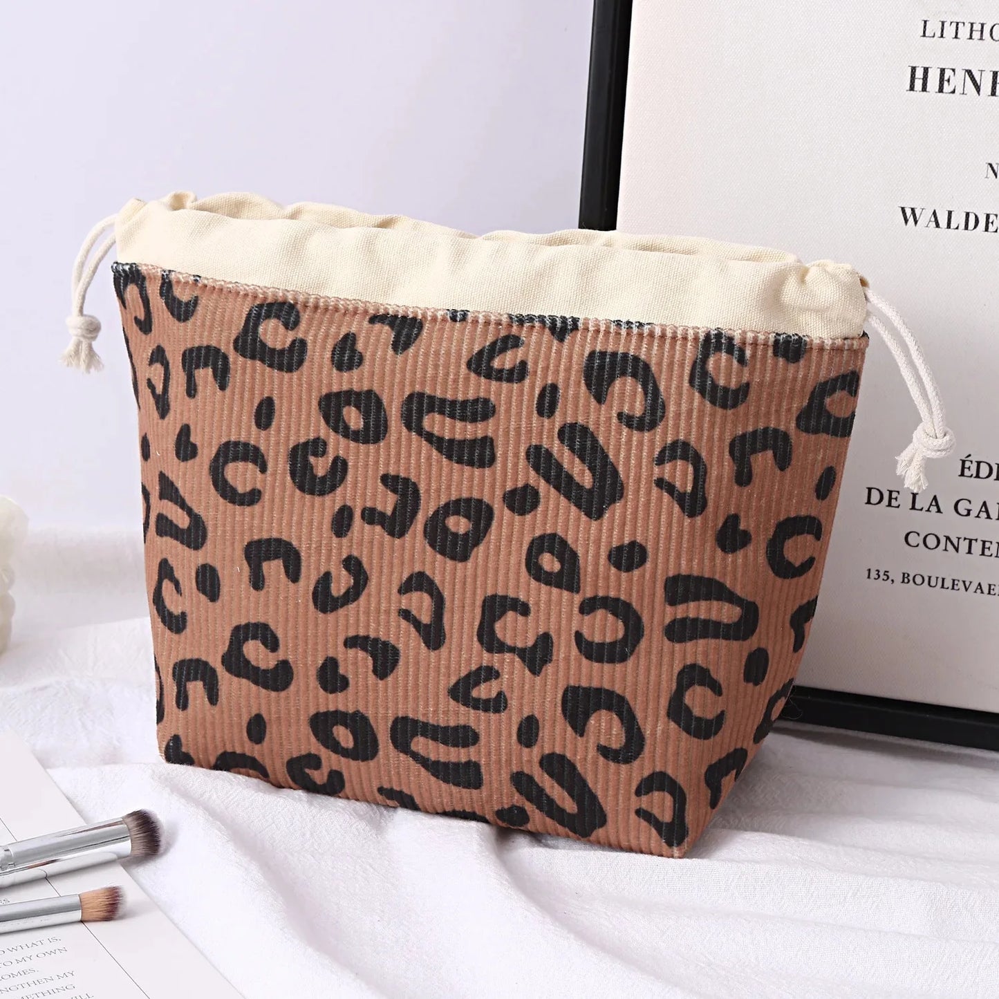 🎀 Borsa trucco velluto scozzese con organizer stile college! ✨ #Moda2025