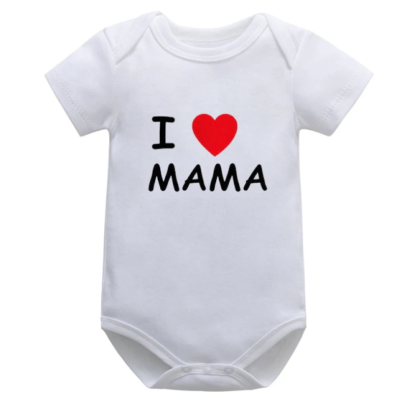 TUTINA IN COTONE "MOM+DAD=ME" - Morbida, Divertente e Piena d'Amore!