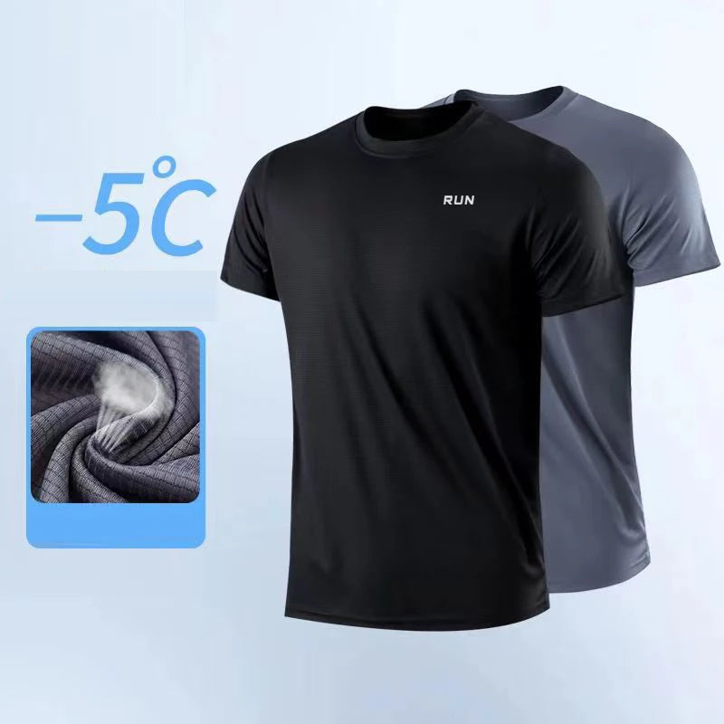 👕 T-Shirt Uomo Sportiva - Tessuto Tecnico Traspirante, Asciugatura Rapida, per Palestra e Corsa!
Leggera e confortevole. Perfetta per allenamenti intensi! 🏃‍♂️💨