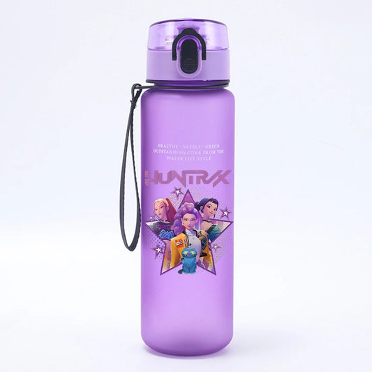 💖 Borraccia KPop Demon Hunters - Cute, Grande Capacità, Design Kawaii!
Perfetta per fan del KPop! Impermeabile, leggera e super trendy. 🎵💦