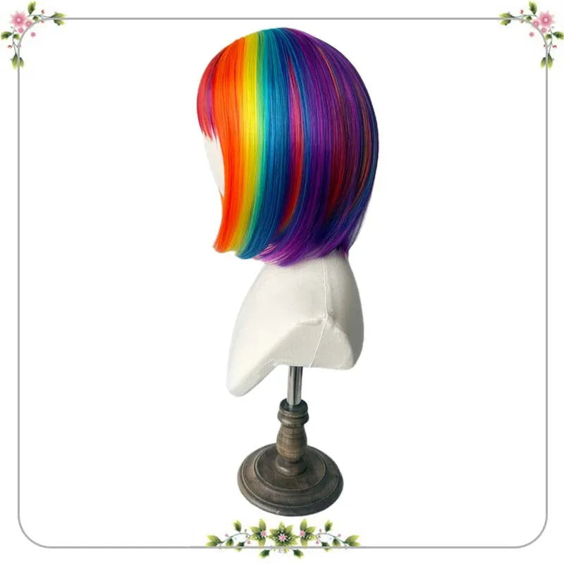 🌈 Parrucca Arcobaleno Bob Sintetica - Per Feste, Halloween e Cosplay!
Frangia colorata e effetto wow! Perfetta per ballare e stupire. 🎉✨