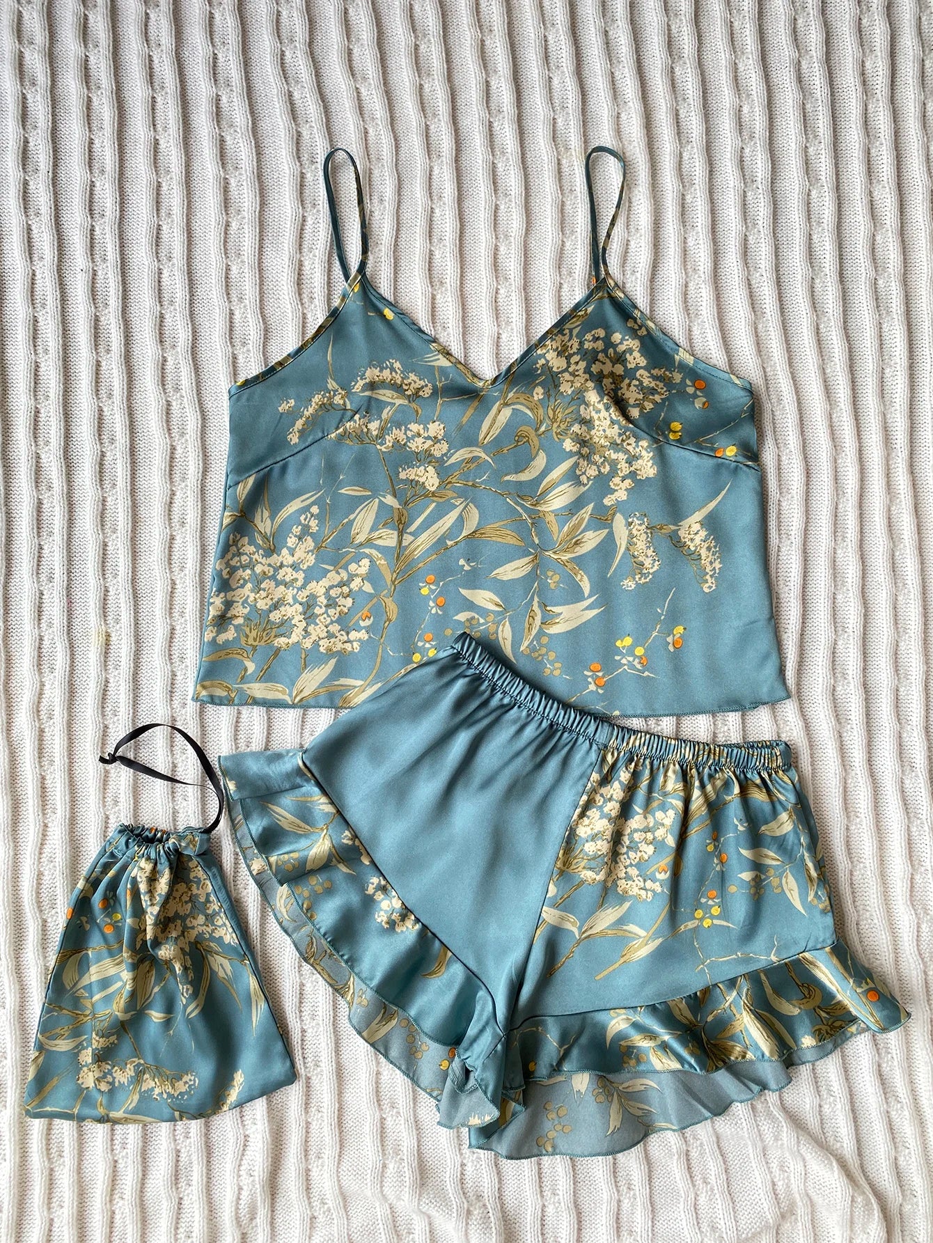 PIGIAMA FIORALE ELEGANTE - Top Cami + Shorts Volant - Loungewear Donna