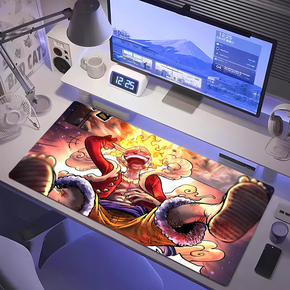 🏴‍☠️ Tappetino Mouse One Piece XXL - 900x400mm, Design Anime, per Gaming!
Superficie ultra-liscia, base in gomma antiscivolo. Perfetto per fan e gamer! 🎮🔥