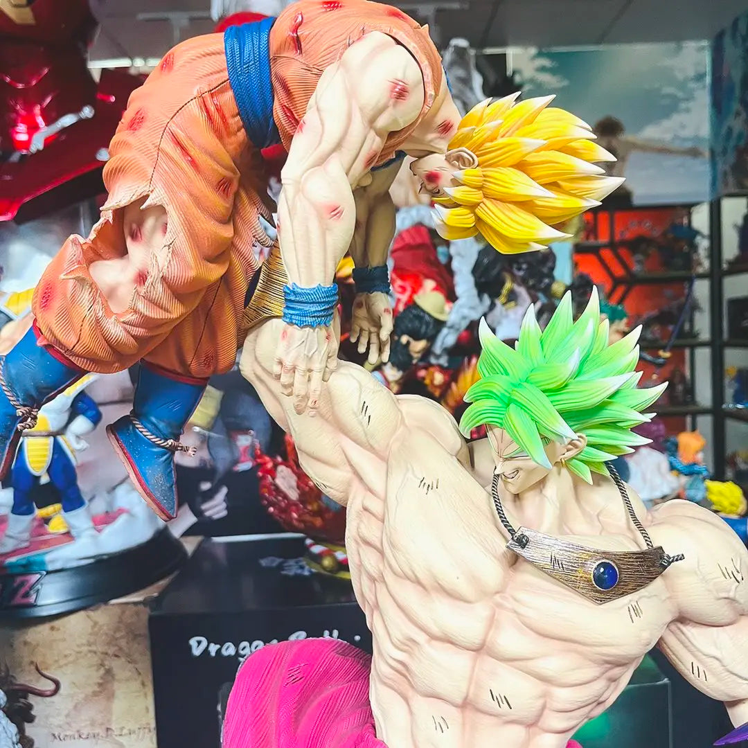 💥 Broli VS Goku 28cm | Scena di Battaglia Epica | Collezione