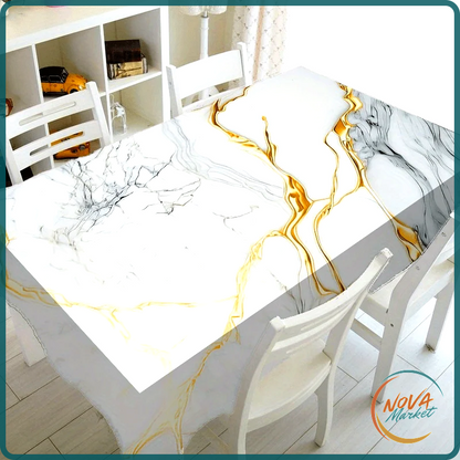 Tovaglia effetto marmo con design dorato elegante