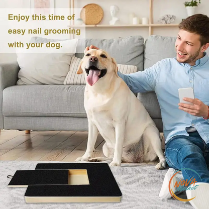 Lima per unghie per cani con tavola antigraffio e cassetto